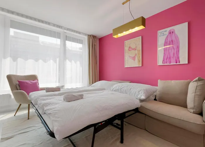 Lam Pink - Jacuzzi - Ac - Ps4